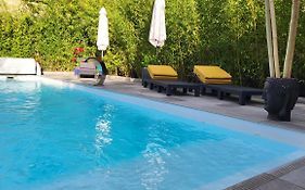 Le Mas Rolland, Piscine Chauffee & Spa - Millau - Gorges Du Tarn